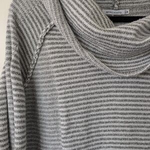 Grey and white stripped tunic sweater